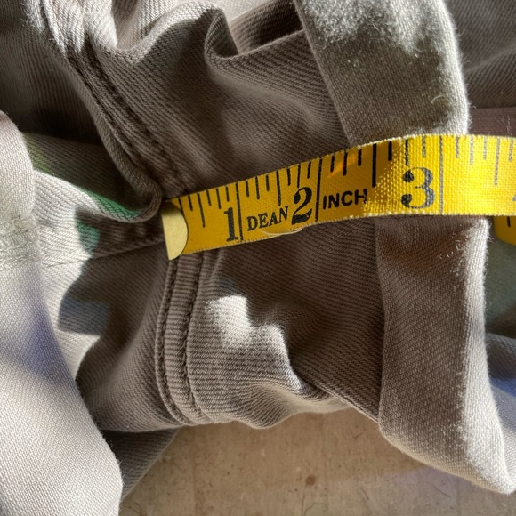 High Rise Shorts - Picture 7 of 7